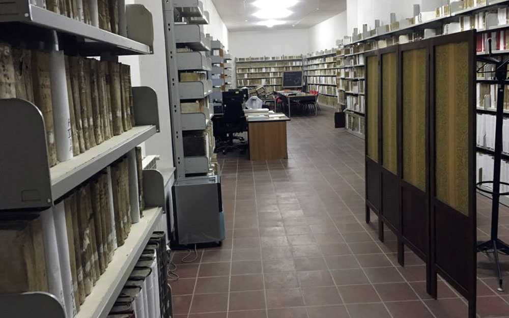 02 fondo librario antico